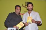 Yuvraj Singh at the launch of Shailendra Singh_s new book in Mumbai on 4th March 2013 (121).JPG